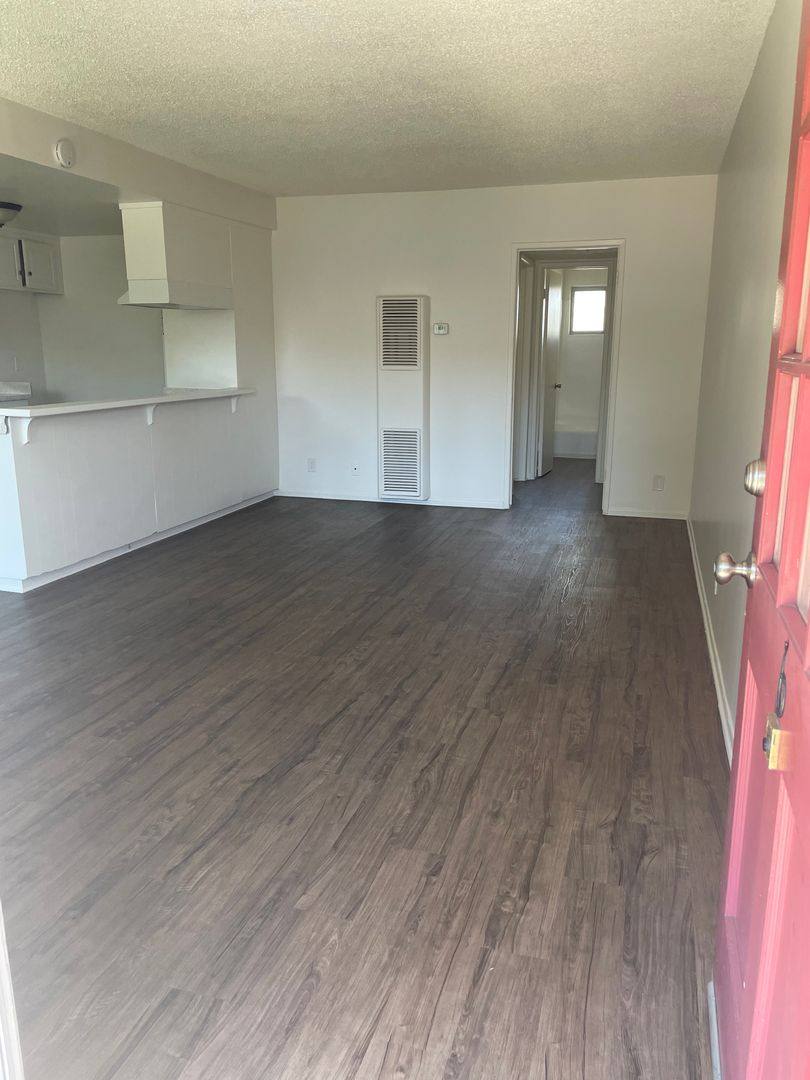Apartment for rent at 1602-1608 W Juno Ave, Anaheim, CA 92802