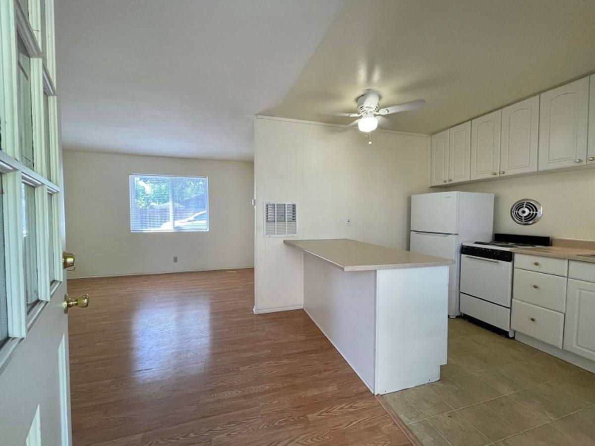 Apartment for rent at 1151-1181 Warren St, Napa, CA 94559