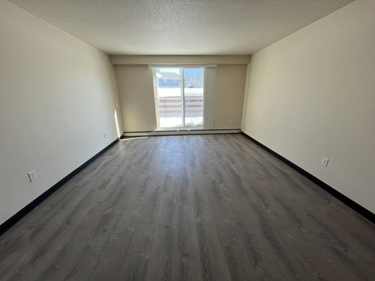 Apartment for rent at 2501 Leonard St #112, Duluth, MN 55811