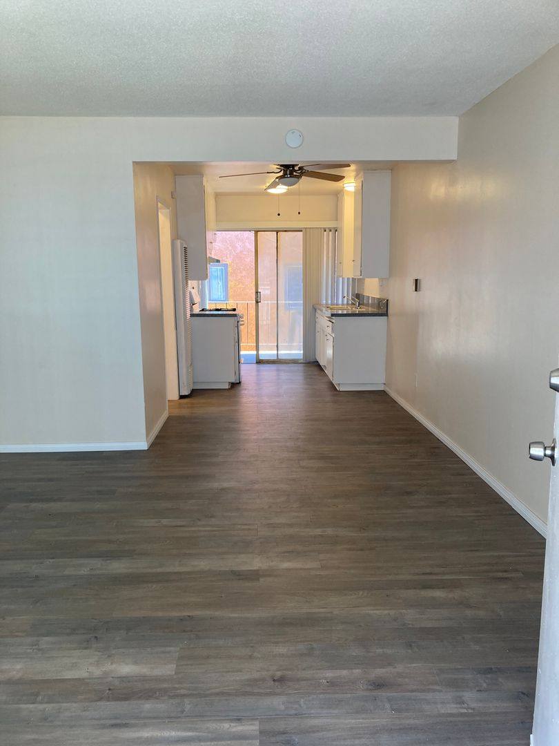 Apartment for rent at 1424 Obispo Ave, Long Beach, CA 90804