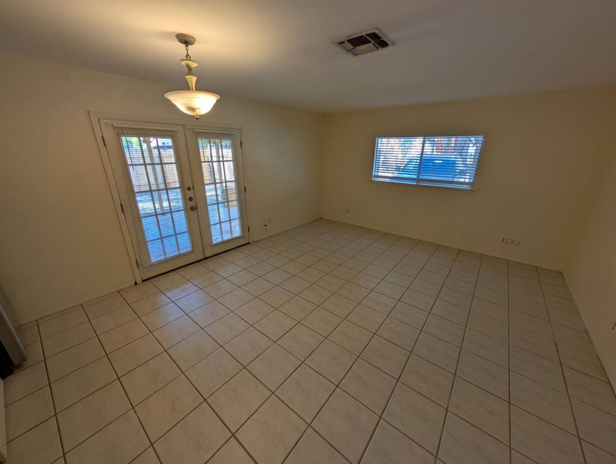 Apartment for rent at 164 S Union, New Braunfels, TX 78130