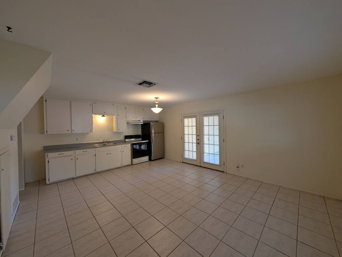 Apartment for rent at 164 S Union, New Braunfels, TX 78130