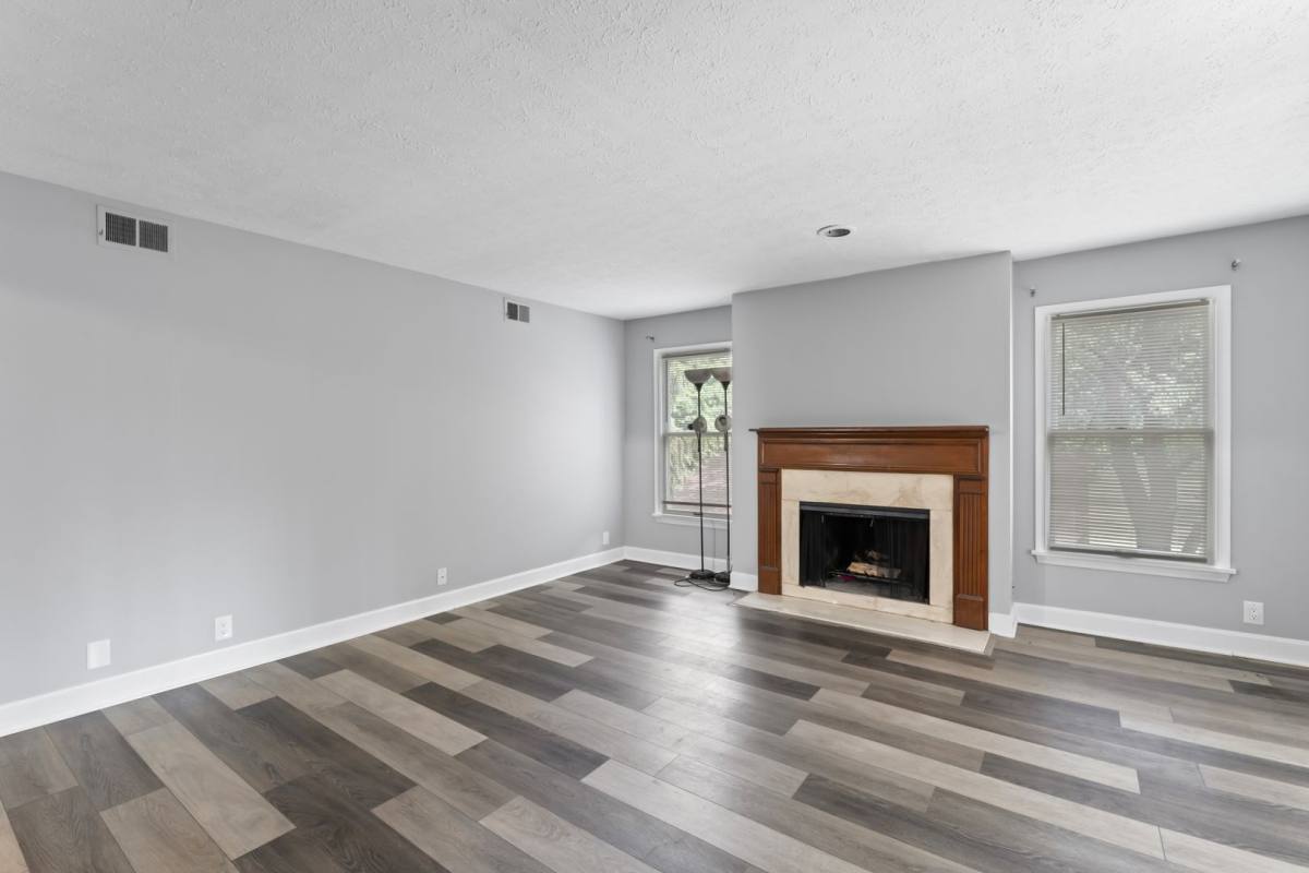Condo for rent at 10331 Shelbyville Rd, Louisville, KY 40223