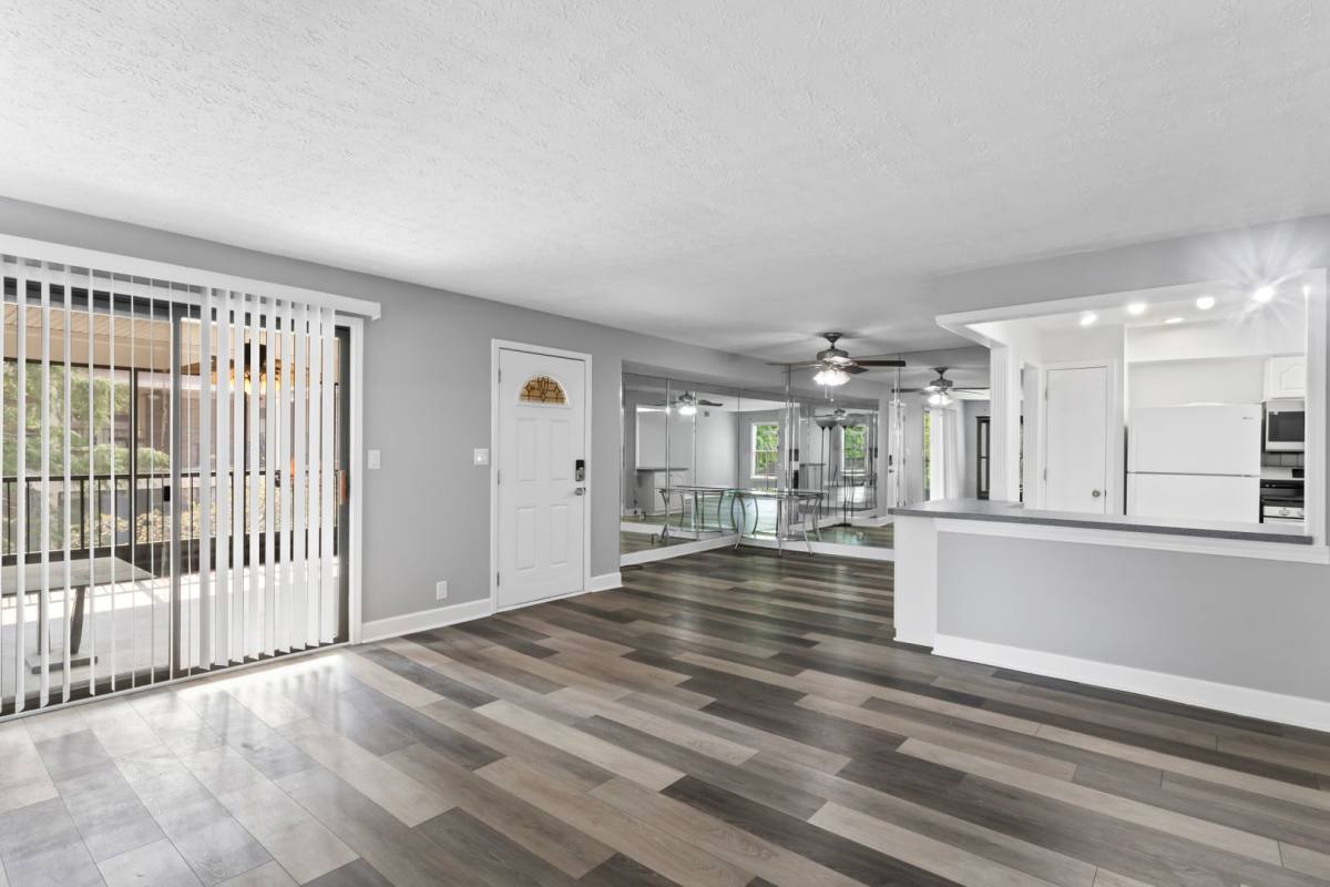 Condo for rent at 10331 Shelbyville Rd, Louisville, KY 40223