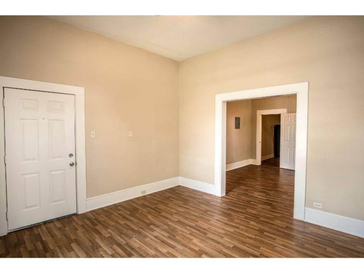 Apartment for rent at 308 Belmont, San Antonio, TX 78202