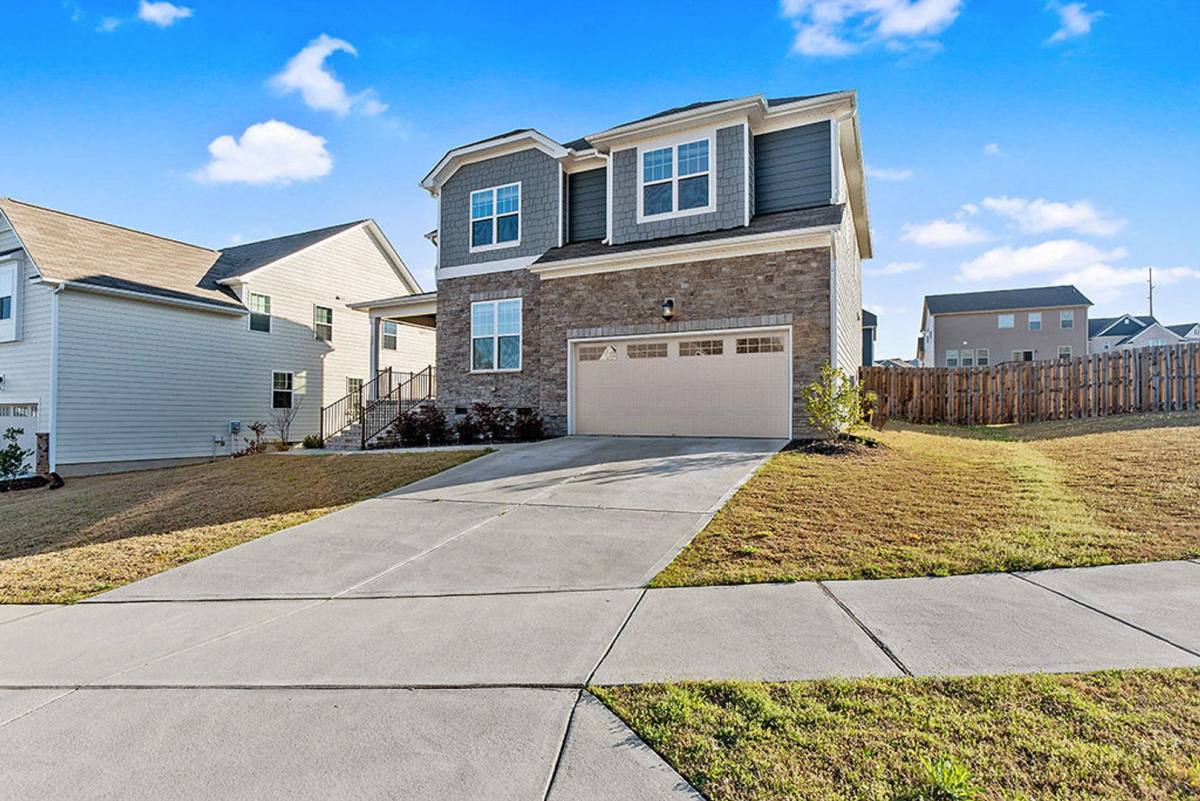 526 Boardwalk Dr, Wake Forest, NC 27587