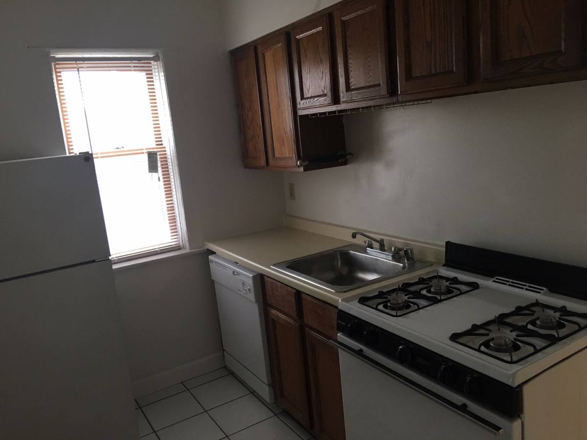 Apartment for rent at 1318 N Van Buren St, Milwaukee, WI 53202