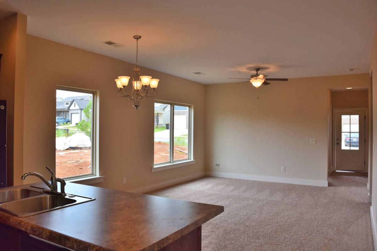 House for rent at 819 Kent Dr, Odenville, AL 35120