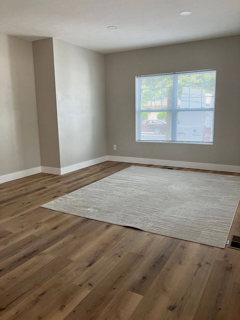 Apartment for rent at 1915 Poplar, Terre Haute, IN 47803