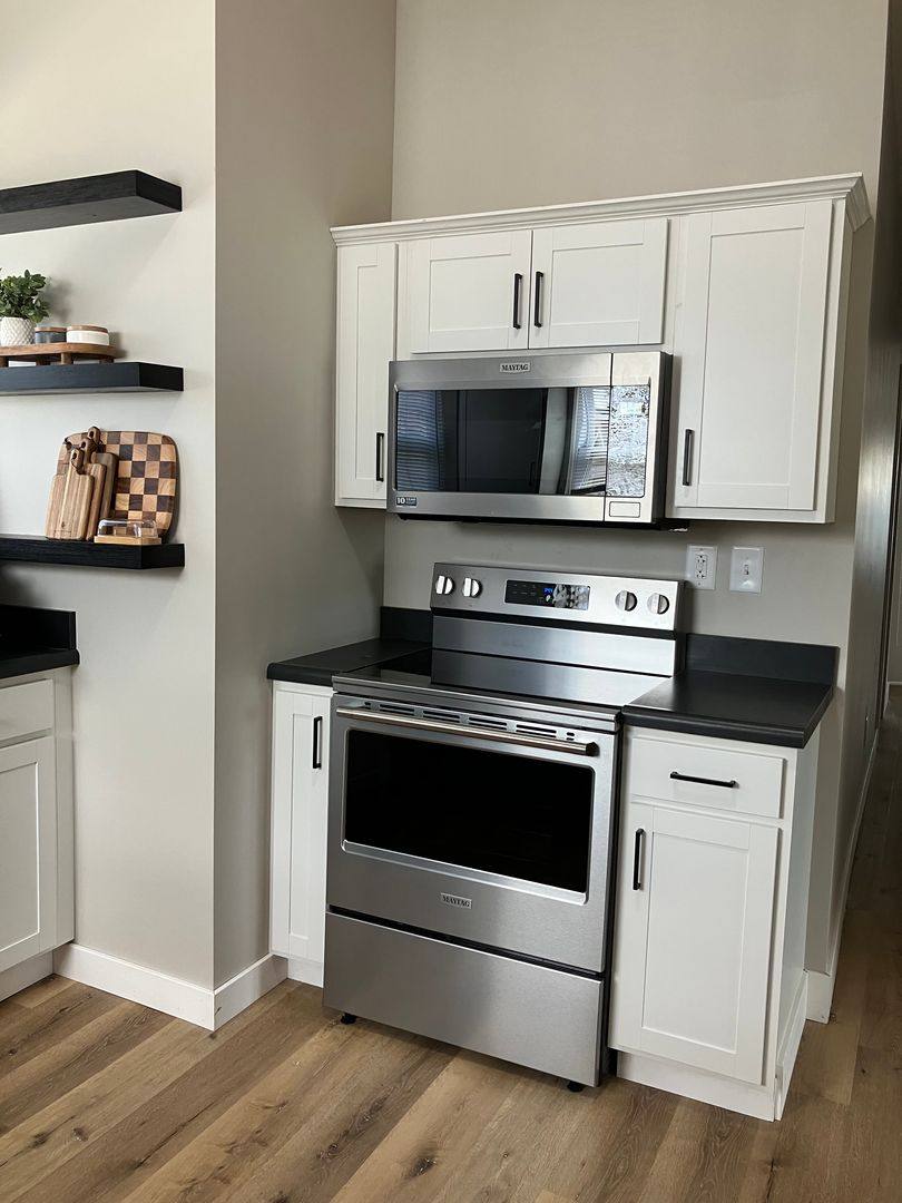 Apartment for rent at 1915 Poplar, Terre Haute, IN 47803