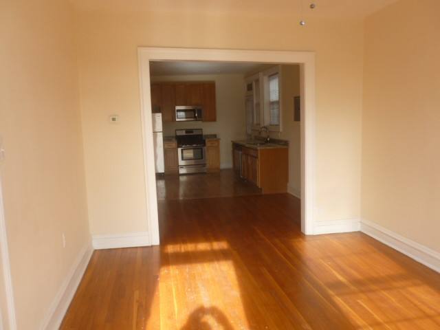 Apartment for rent at 2826 W Grace St, Richmond, VA 23221