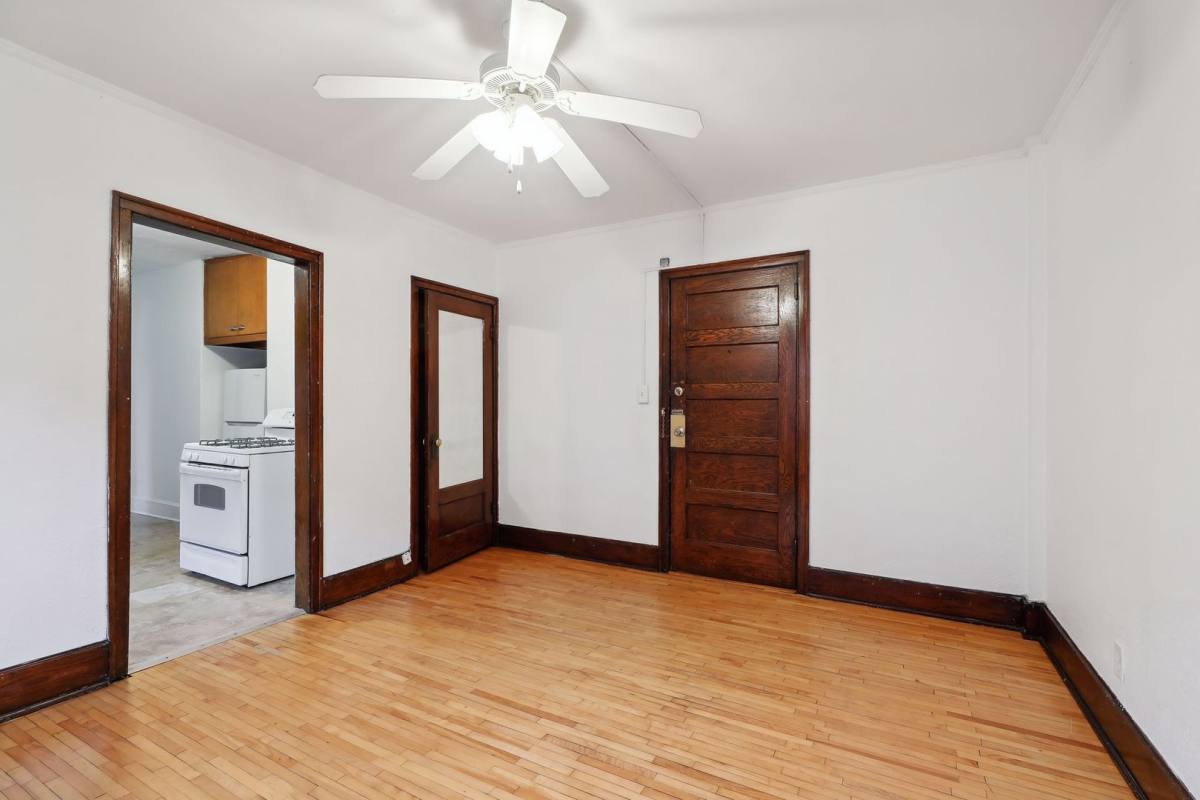 Apartment for rent at 1712 Grand Ave, Saint Paul, MN 55105