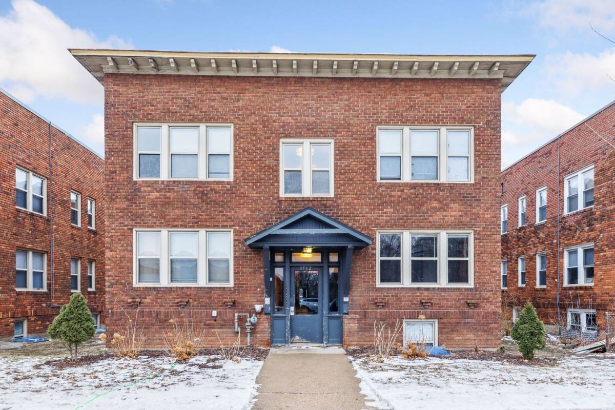 Apartment for rent at 1712 Grand Ave, Saint Paul, MN 55105