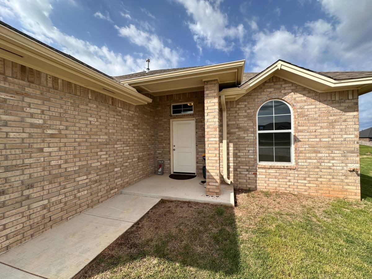 House for rent at 5923 NE Yorktown, Elgin, OK 73538