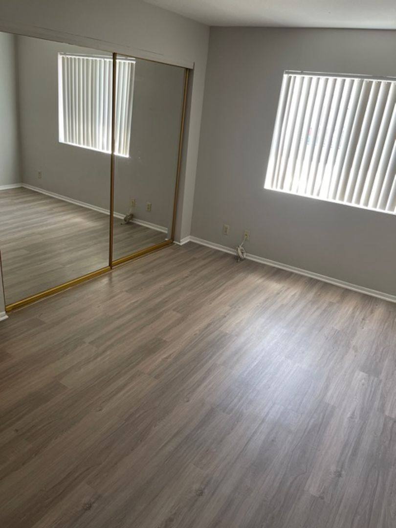 Apartment for rent at 7817 Vineland Ave, Sun Valley, CA 91352