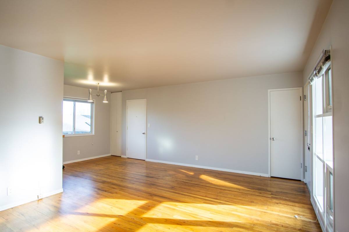 Apartment for rent at 3717 S Corbett Ave, Portland, OR 97239