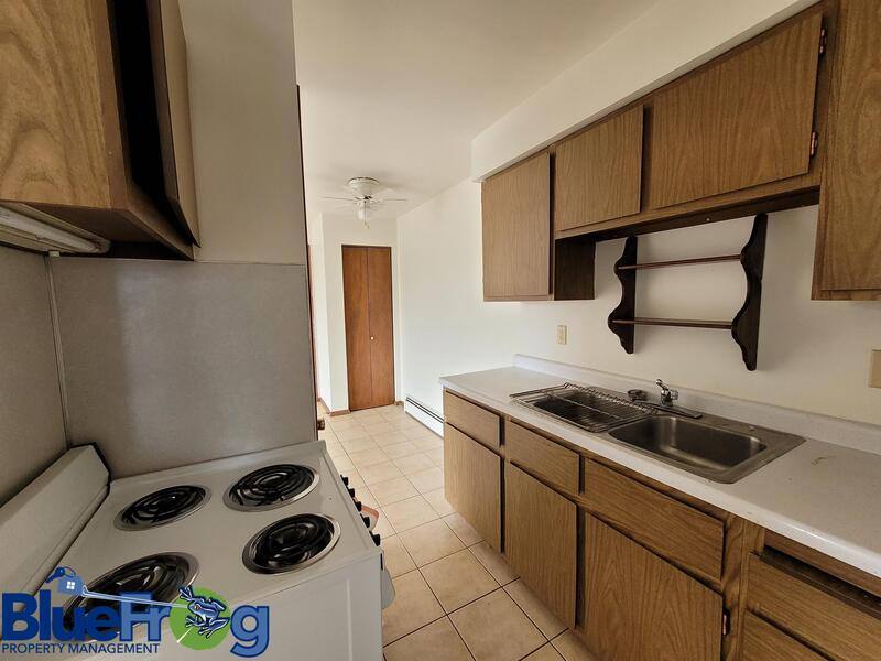 Apartment for rent at 1142 E Walnut St #X, Green Bay, WI 54301