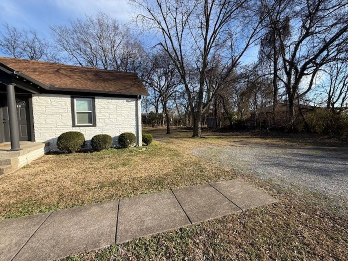 Apartment for rent at 1118 1120 N Tennessee Blvd, Murfreesboro, TN 37130