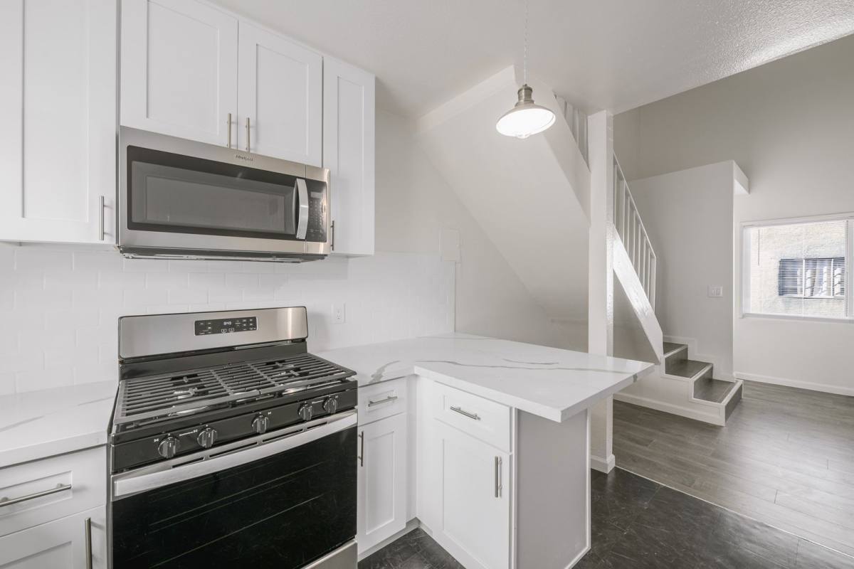 Apartment for rent at 6043 & 6047 Eleanor Ave, Los Angeles, CA 90038