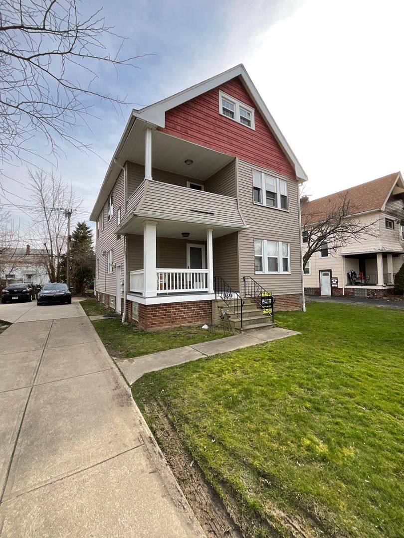 Apartment for rent at 19824 Pasnow Ave, Cleveland, OH 44119