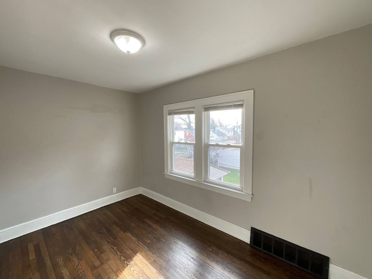 Apartment for rent at 19824 Pasnow Ave, Cleveland, OH 44119