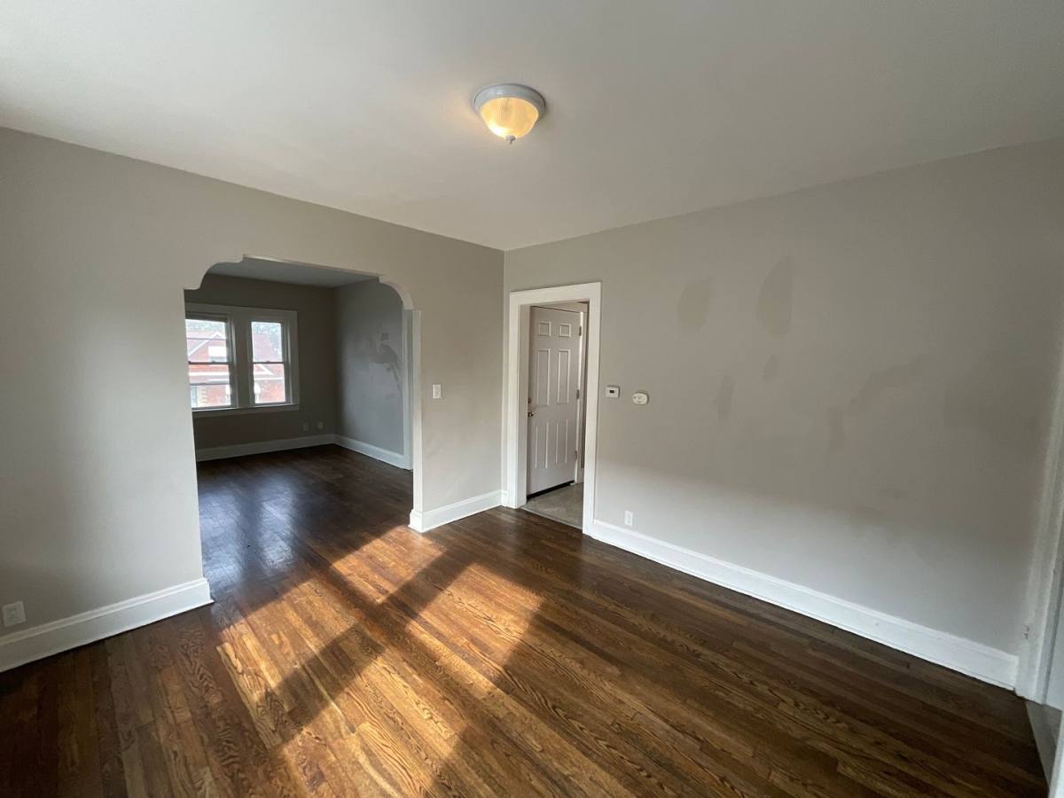 Apartment for rent at 19824 Pasnow Ave, Cleveland, OH 44119