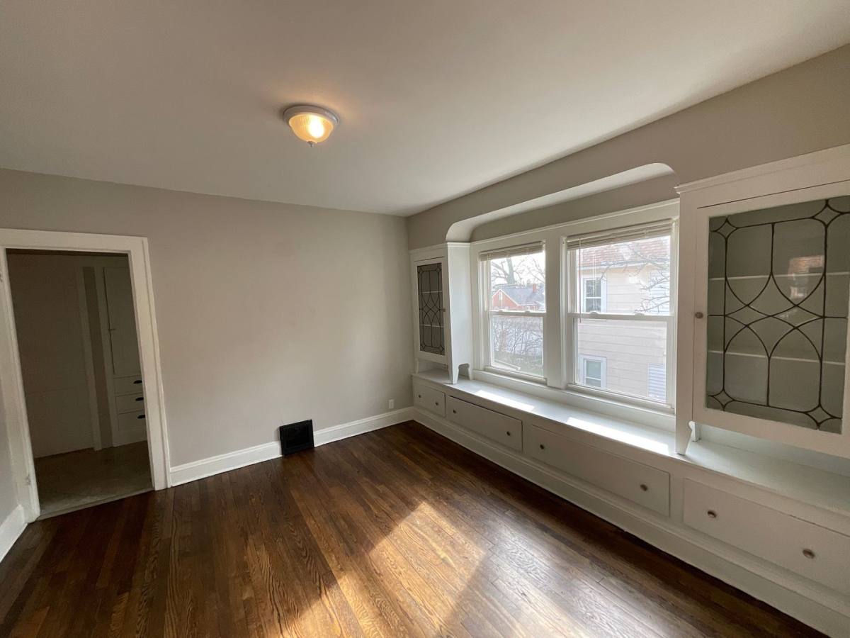 Apartment for rent at 19824 Pasnow Ave, Cleveland, OH 44119