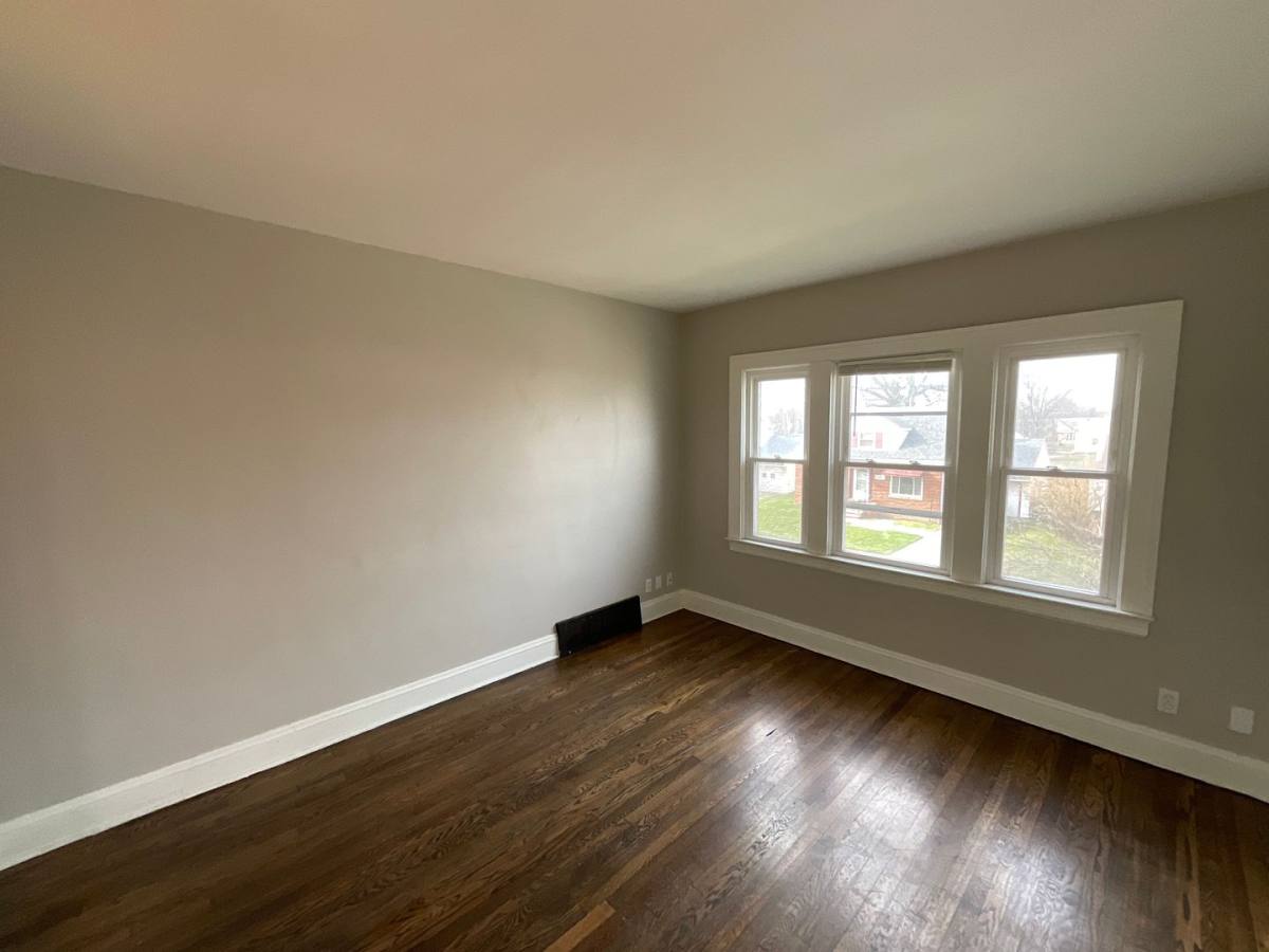 Apartment for rent at 19824 Pasnow Ave, Cleveland, OH 44119