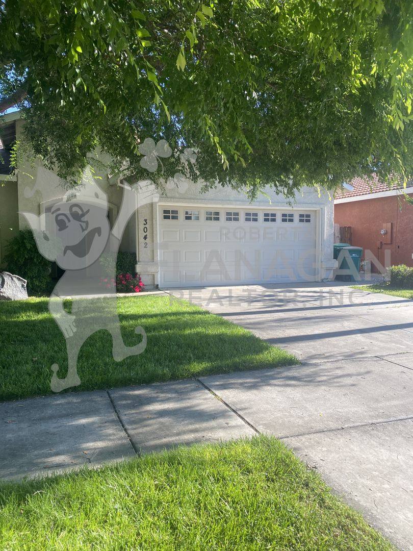 House for rent at 3042 Bea Dr, Merced, CA 95348
