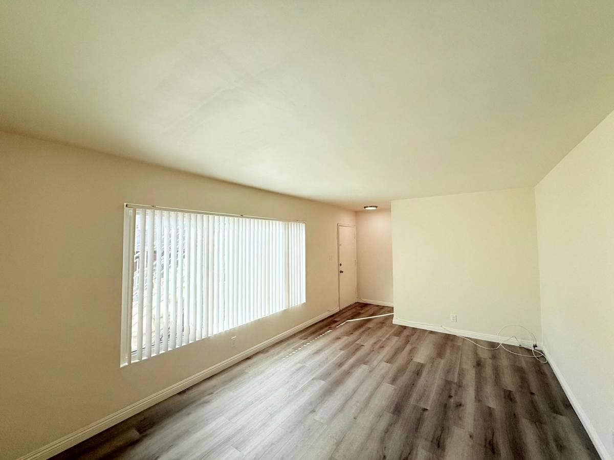 Apartment for rent at 625 Aerick St, Inglewood, CA 90301