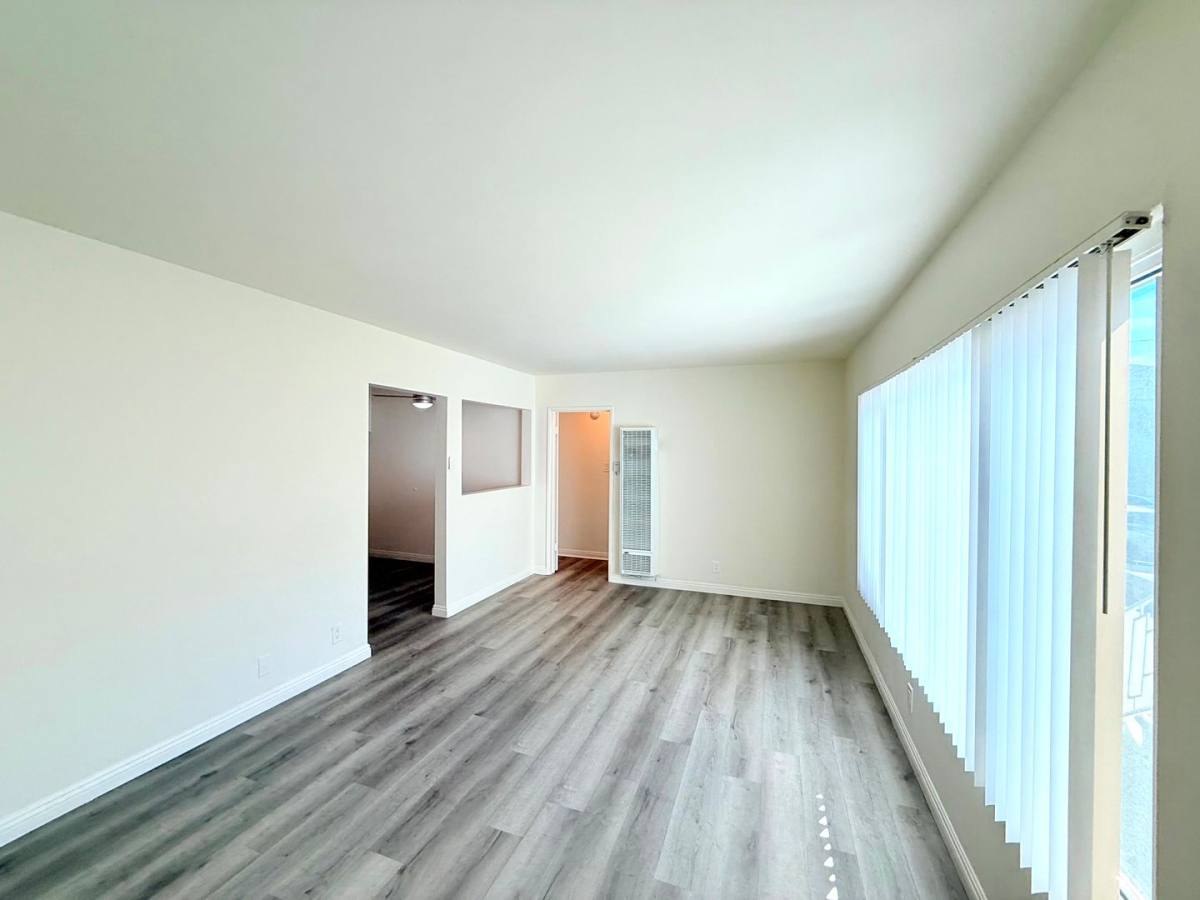 Apartment for rent at 625 Aerick St, Inglewood, CA 90301