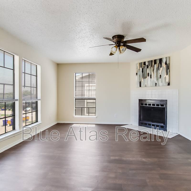 8133 Foxfire Lane #A, Fort Worth, TX 76108