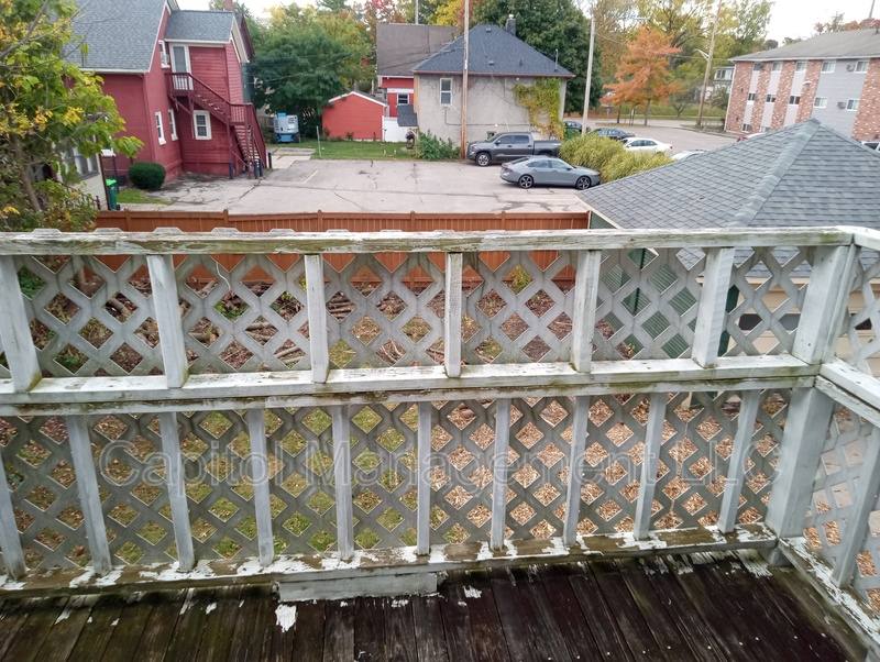 Apartment for rent at 307 N Walnut St #307, Lansing, MI 48933