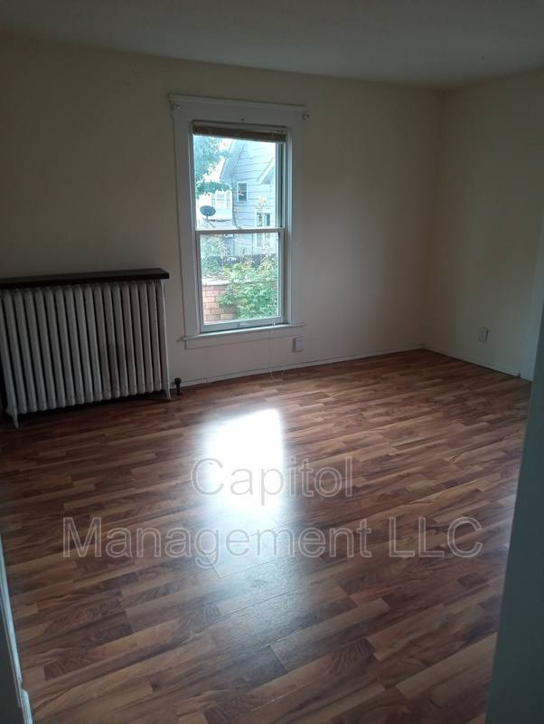 Apartment for rent at 307 N Walnut St #307, Lansing, MI 48933