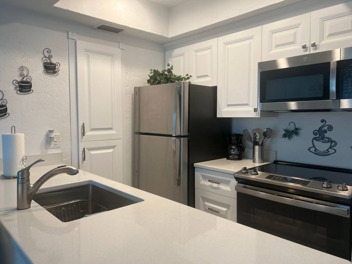 Condo for rent at 238 Tampa Ave W, Venice, FL 34285