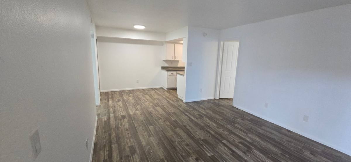 Apartment for rent at 2330 W Lone Cactus Dr, Phoenix, AZ 85027