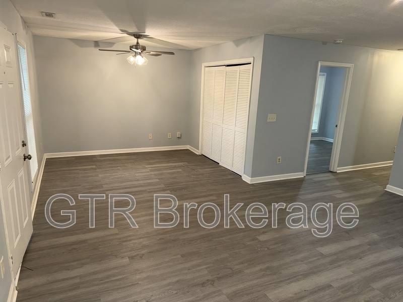 House for rent at 1145 Booker Ave SW, Atlanta, GA 30310