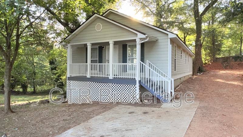 House for rent at 1145 Booker Ave SW, Atlanta, GA 30310