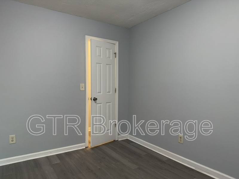 House for rent at 1145 Booker Ave SW, Atlanta, GA 30310