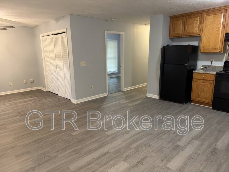 House for rent at 1145 Booker Ave SW, Atlanta, GA 30310