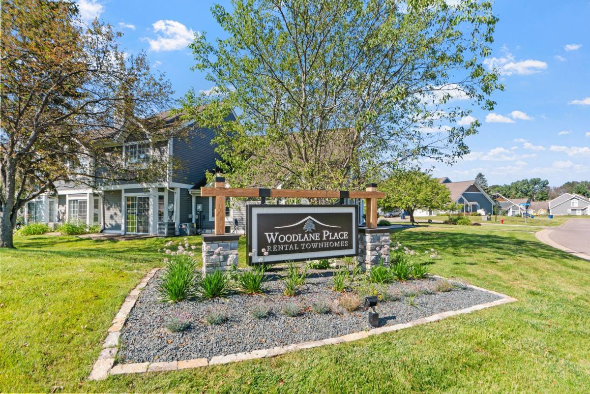 Townhouse for rent at 2187 Cypress Dr, Saint Paul, MN 55125