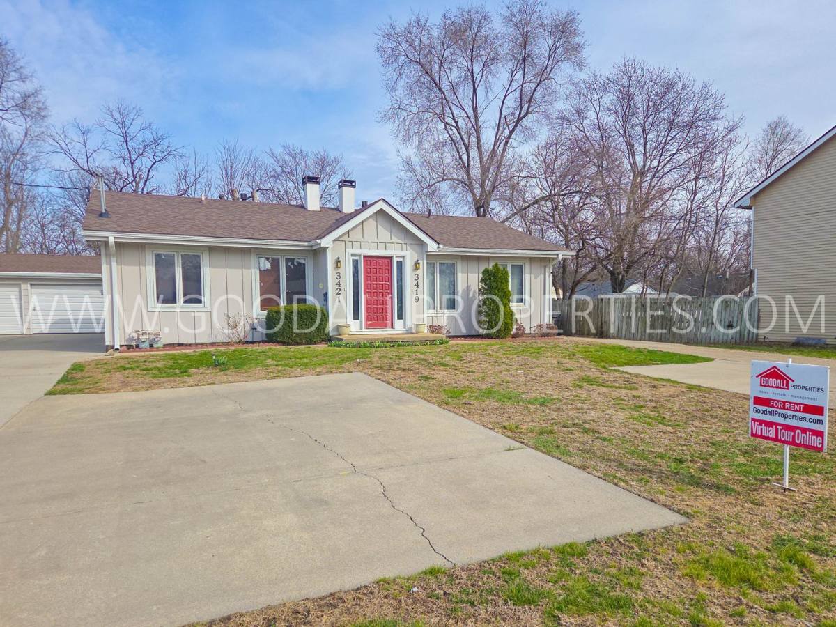 House for rent at 3421 Merle Hay Rd, Des Moines, IA 50310