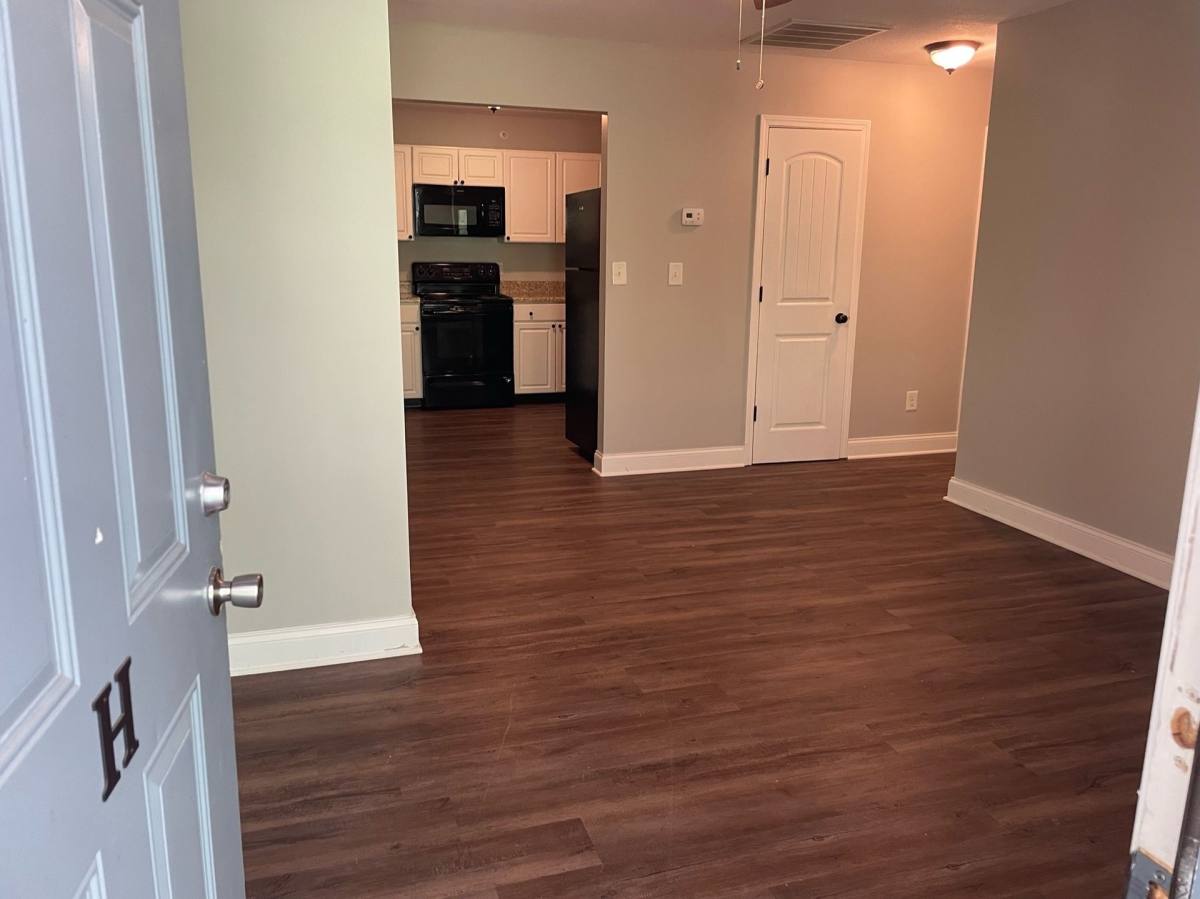 Apartment for rent at 734 Robb Ave #B, Clarksville, TN 37040