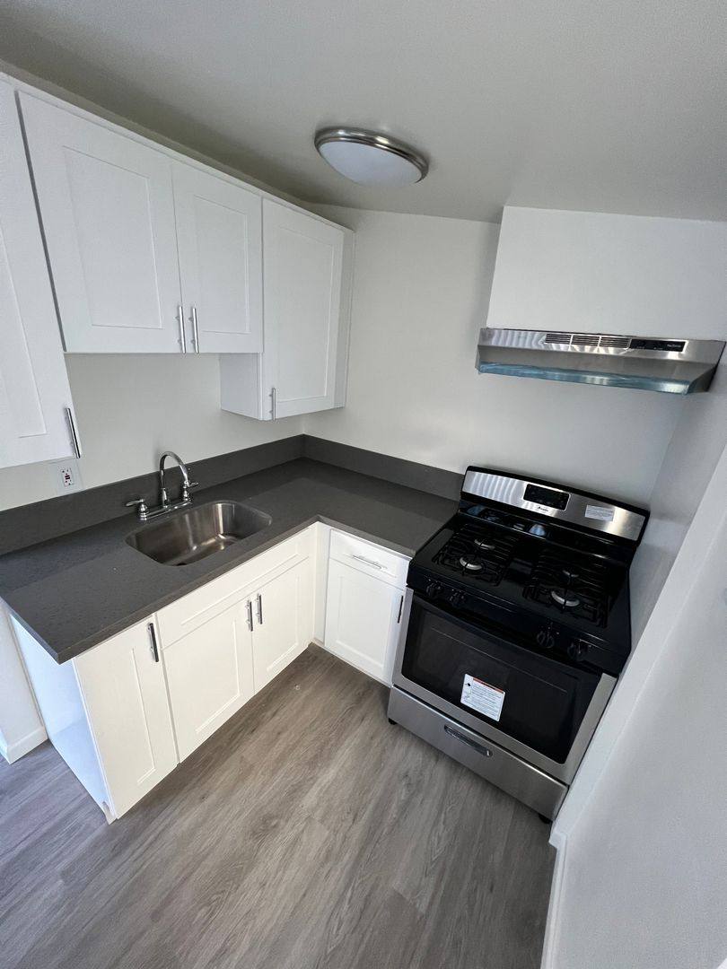 Apartment for rent at 5634 Auckland, North Hollywood, CA 91601