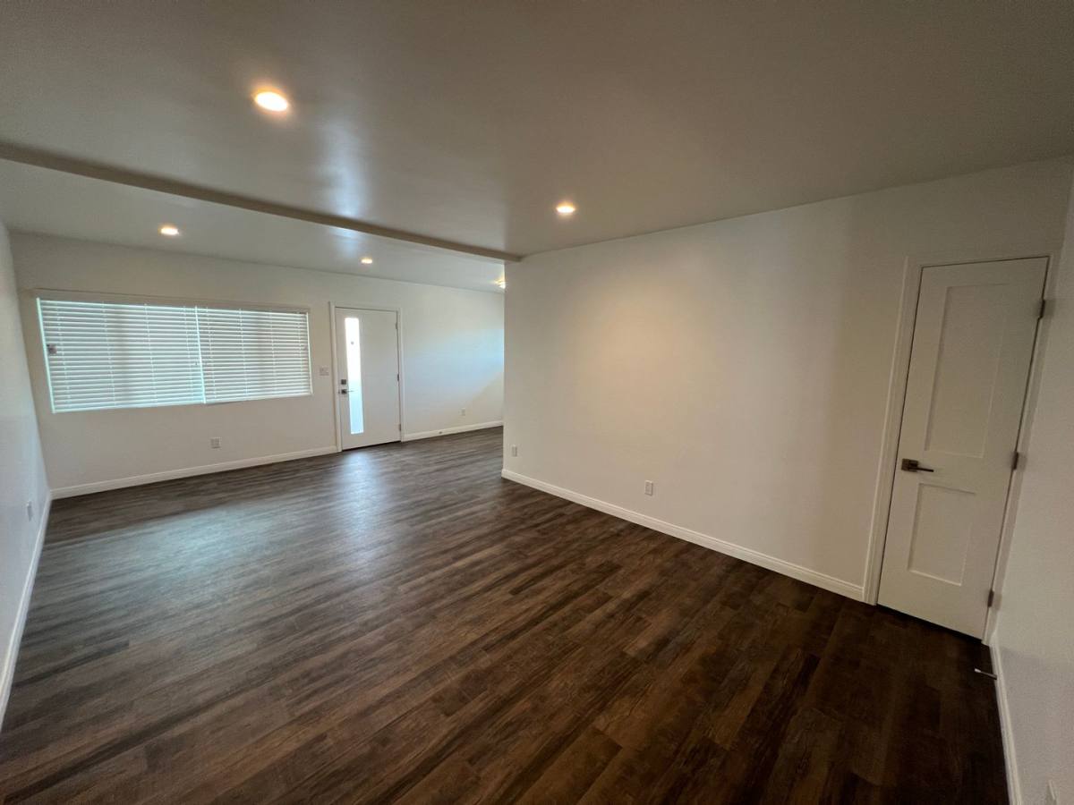 Apartment for rent at 3357 Rexford St, Ventura, CA 93003