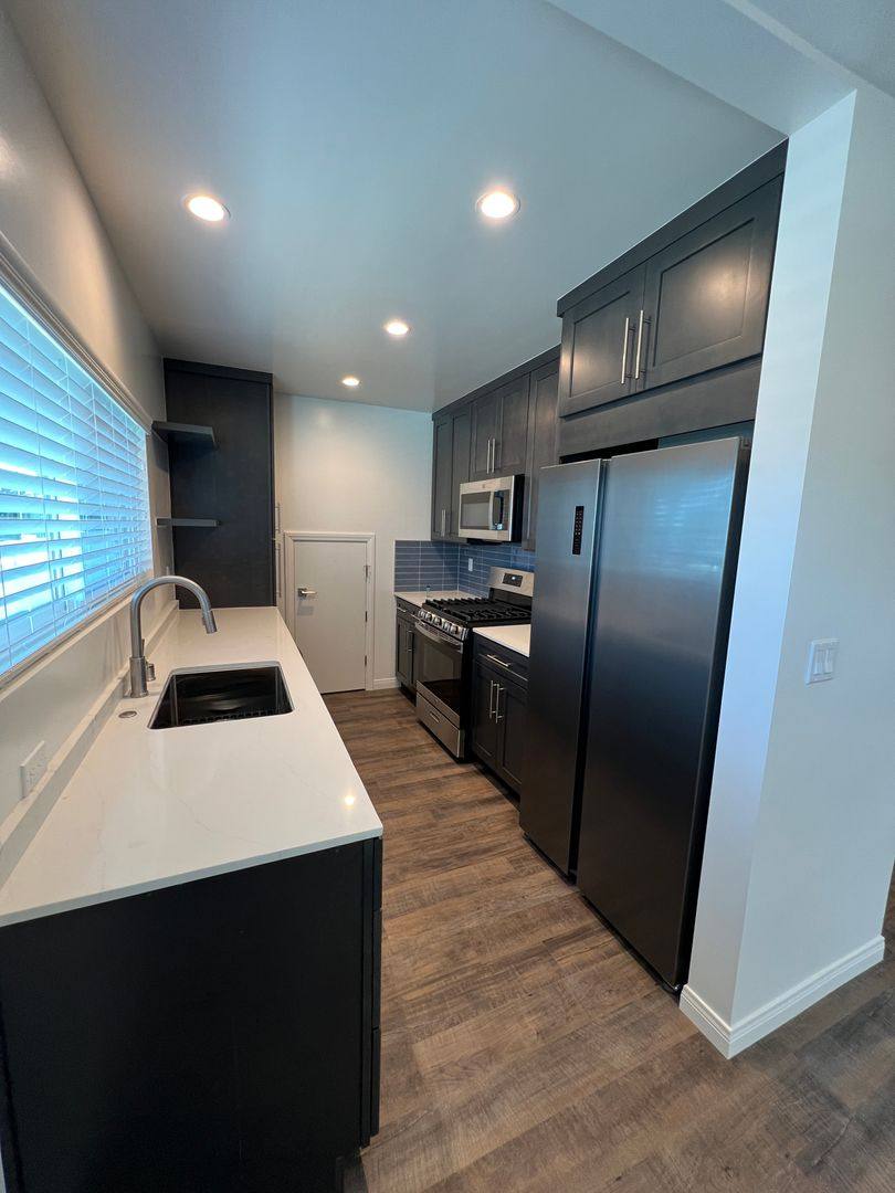 Apartment for rent at 3357 Rexford St, Ventura, CA 93003