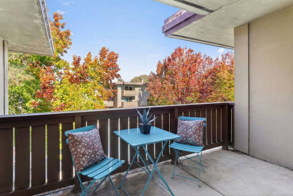 Condo for rent at 1311 Webster St #E316, Alameda, CA 94501