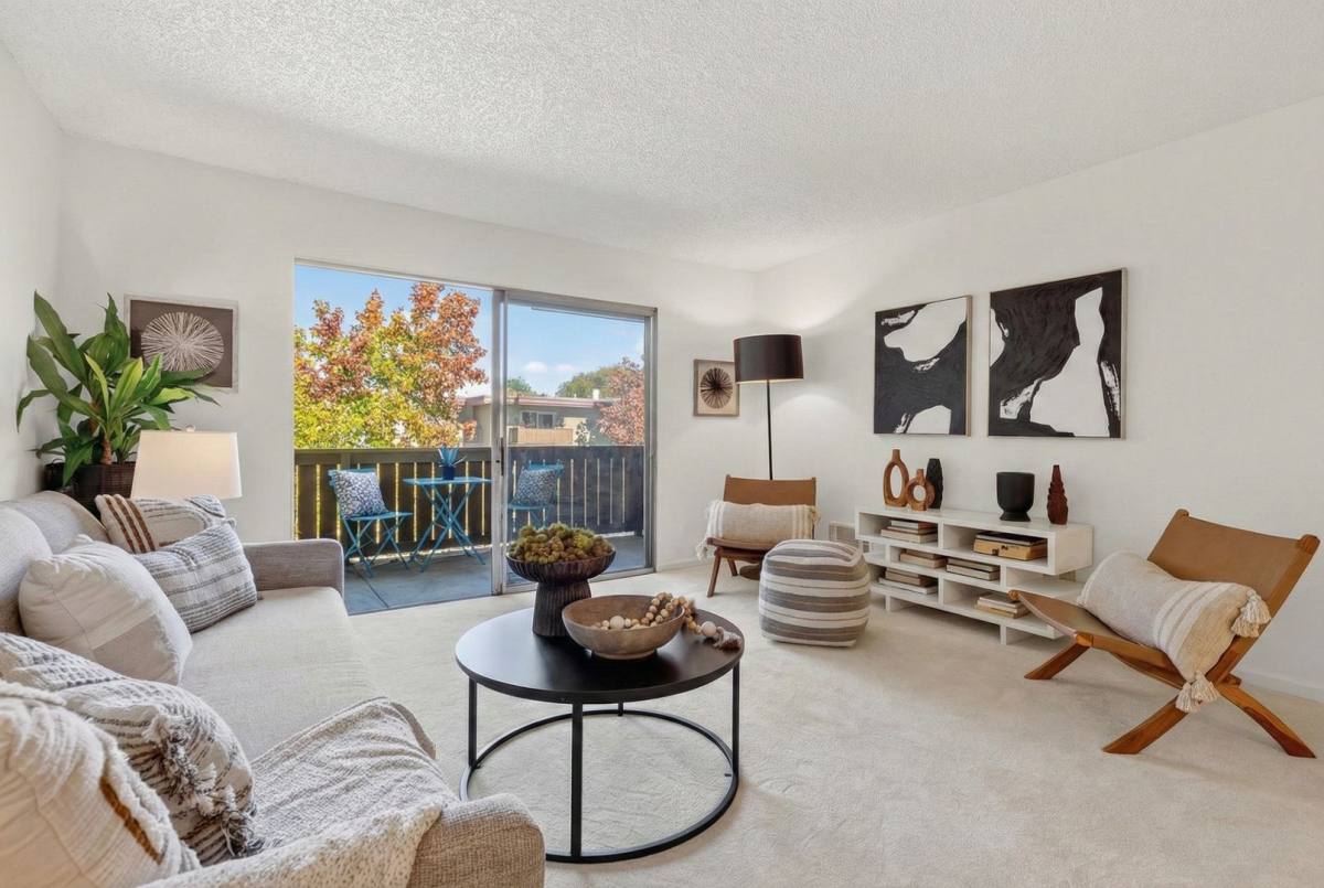Condo for rent at 1311 Webster St #E316, Alameda, CA 94501