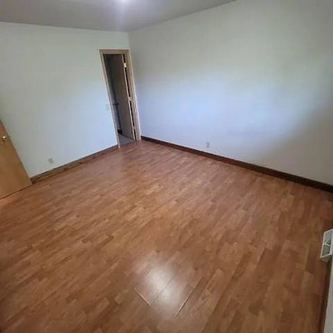 Apartment for rent at 724-738 Ridgeland Ave, Schofield, WI 54476