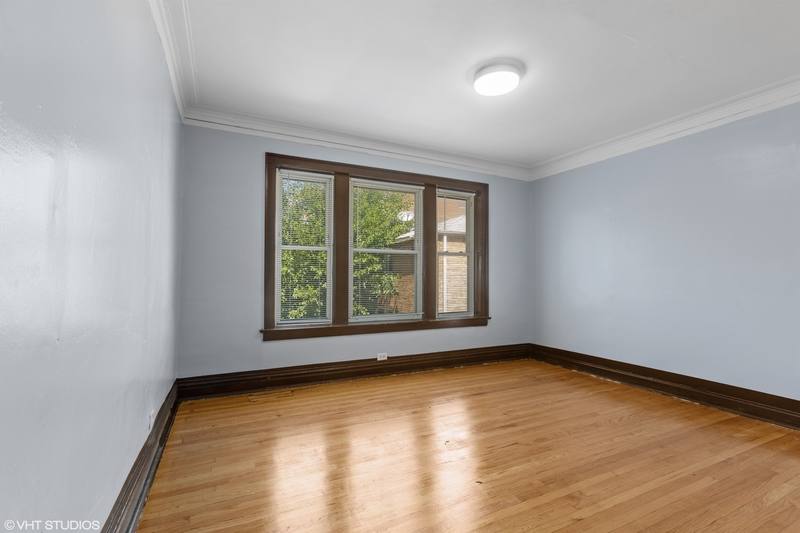 Apartment for rent at 7836 S Sangamon St #2F, Chicago, IL 60605